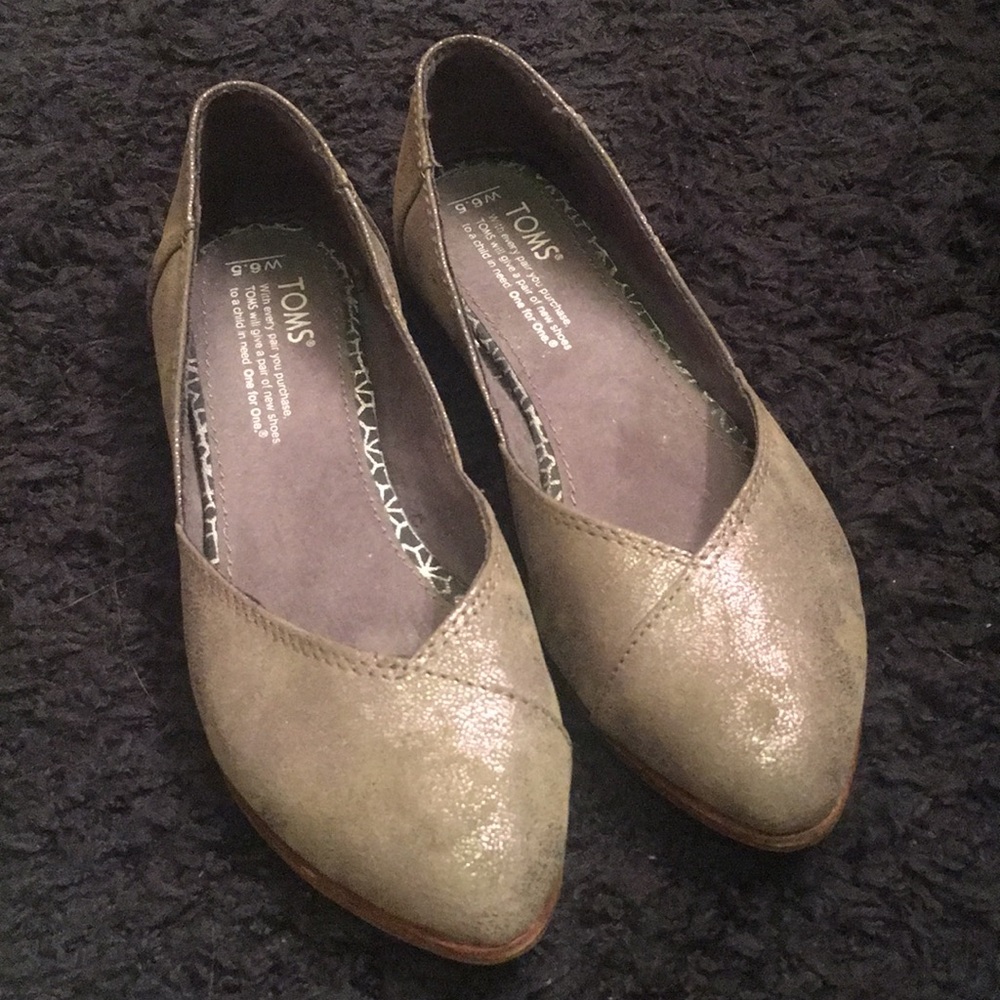 Toms pewter flats